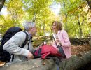 wandern im sauerland paar bei der brotzeit foto tanja evers  smal 